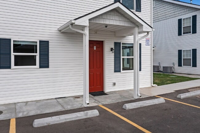 104 Davis Ave in Nampa, ID - Building Photo - Building Photo