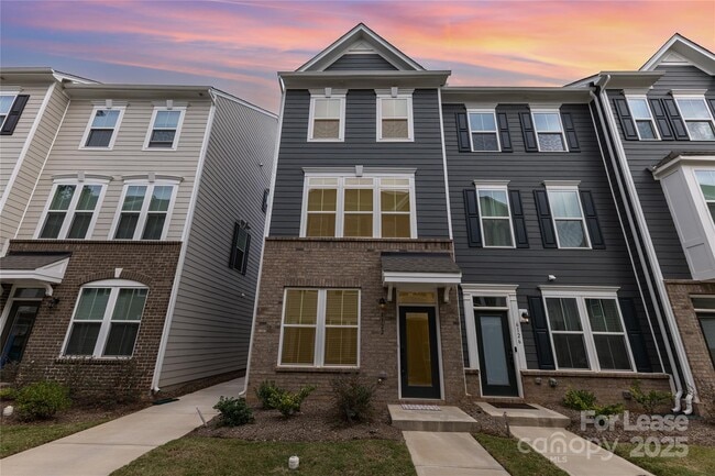 property at 6122 Cleburne Ct