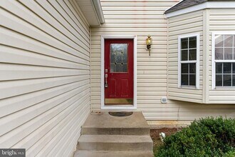 46 Glacier Way in Stafford, VA - Building Photo - Building Photo