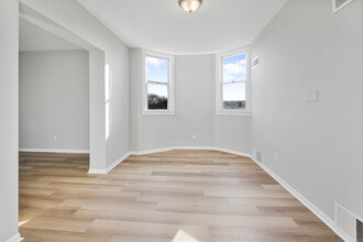 3726 N Troy St in Chicago, IL - Building Photo - Building Photo