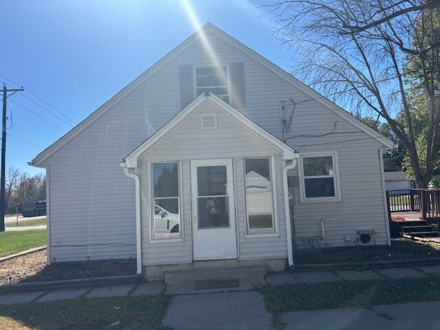 property at 20515 Chippendale Ave