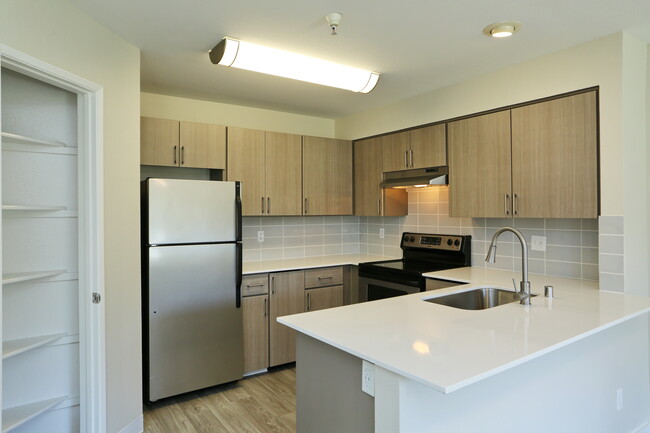 Creekside Village in Vancouver, WA - Building Photo - Interior Photo