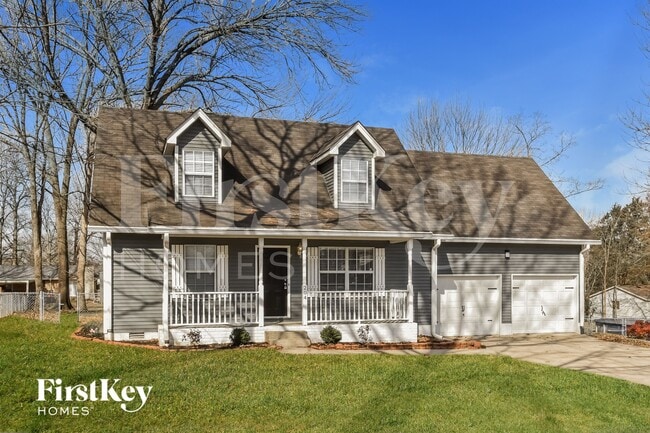 204 Merritt Dr in La Vergne, TN - Foto de edificio - Building Photo