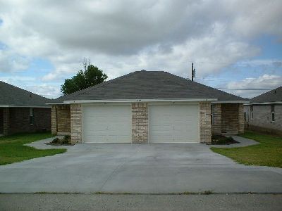 928 Rosewood Dr