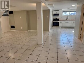 81 Post Rd in Brampton, ON - Building Photo - Building Photo