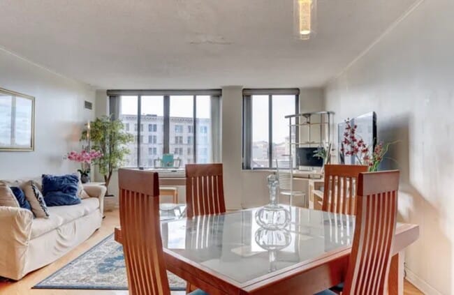 100 Wells St, Unit 12 in Hartford, CT - Building Photo - Building Photo