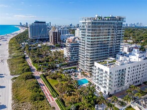 3737 Collins Ave in Miami Beach, FL - Building Photo - Building Photo