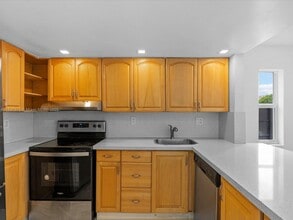 1790 W 58th St in Hialeah, FL - Building Photo - Building Photo