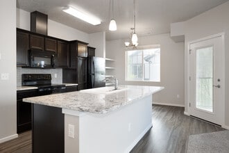 Crimson Point Apartments in Kuna, ID - Foto de edificio - Interior Photo
