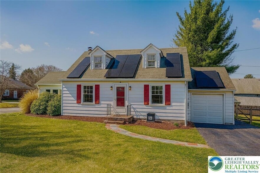 1117 Whitney Ave in Easton, PA - Building Photo