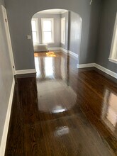 5620 W Melrose St in Chicago, IL - Building Photo - Building Photo