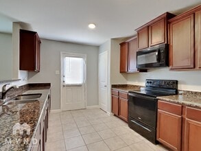 5622 Rainbow Rd. in Mont Belvieu, TX - Building Photo - Building Photo