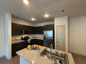 950 FM2001 in Buda, TX - Building Photo - Building Photo