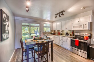 1725 Upham St in Denver, CO - Building Photo - Building Photo