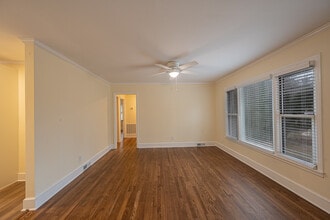 5000 Erickson Rd in Charlotte, NC - Foto de edificio - Building Photo