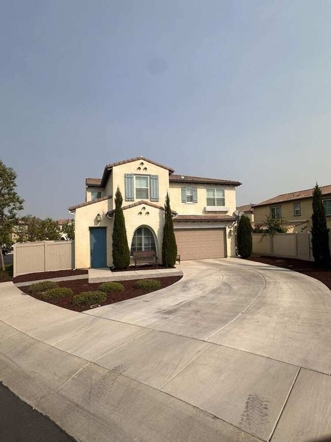property at 39552 Strada Scala