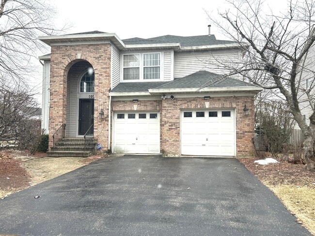 property at 2015 Sudbury St