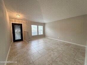 9612 Clinton Corners Dr in Jacksonville, FL - Building Photo - Building Photo