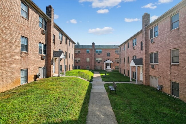 Alexander Arms Apartments