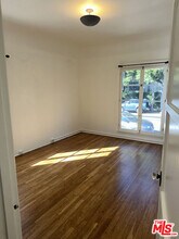 5564 W 6th St in Los Angeles, CA - Building Photo - Building Photo