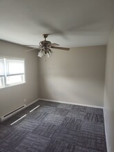 7545 W 62nd Pl, Unit 2nd Floor in Summit, IL - Foto de edificio - Building Photo