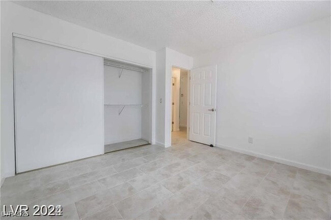 property at 2117 Chertsey Dr