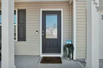 1379 Waybridge Way in Richmond Hill, GA - Building Photo - Building Photo