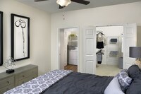Building Photo - Camden Lago Vista Apartments in Orlando, Florida