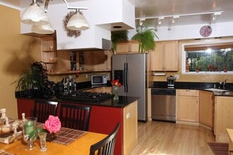 1498 Noche Buena St in Seaside, CA - Building Photo - Building Photo