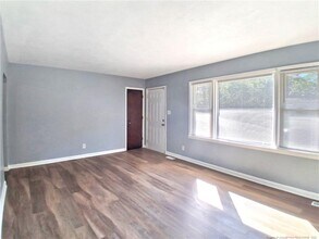 1086 Essex Pl in Fayetteville, NC - Building Photo - Building Photo