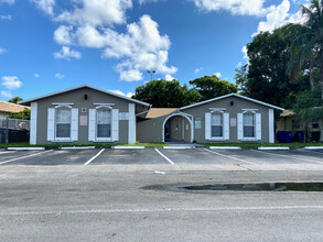 4040 NW 30th Ter in Fort Lauderdale, FL - Building Photo - Building Photo