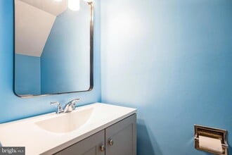 29 Maureen Ct in Sicklerville, NJ - Foto de edificio - Building Photo