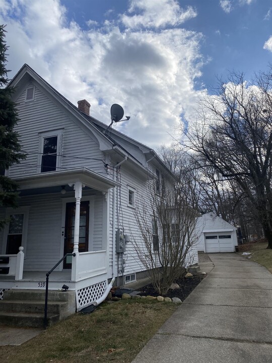 539 Vinton St in Manchester, NH - Building Photo