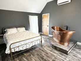 310 River Ave E in Ladysmith, WI - Building Photo