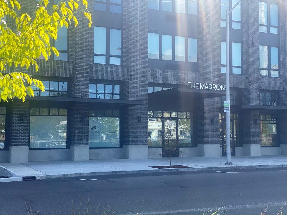 The Madrone in Olympia, WA - Building Photo