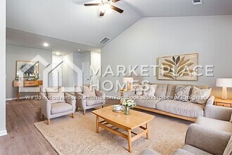 214 W L Miller Dr in Jackson, GA - Building Photo - Building Photo