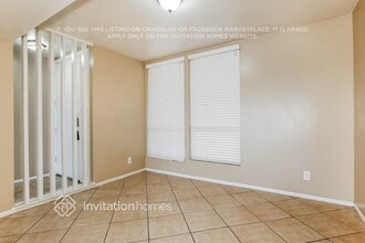 3531 W Vogel Ave in Phoenix, AZ - Foto de edificio - Building Photo