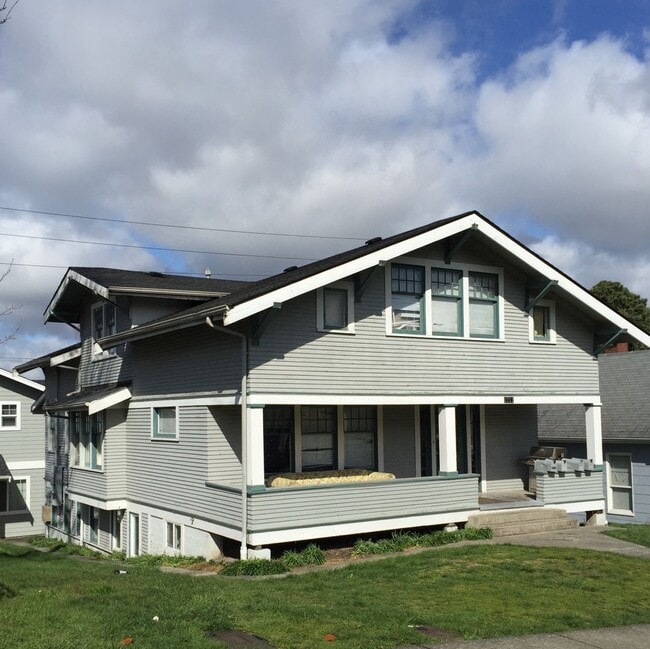 property at 1111 High St