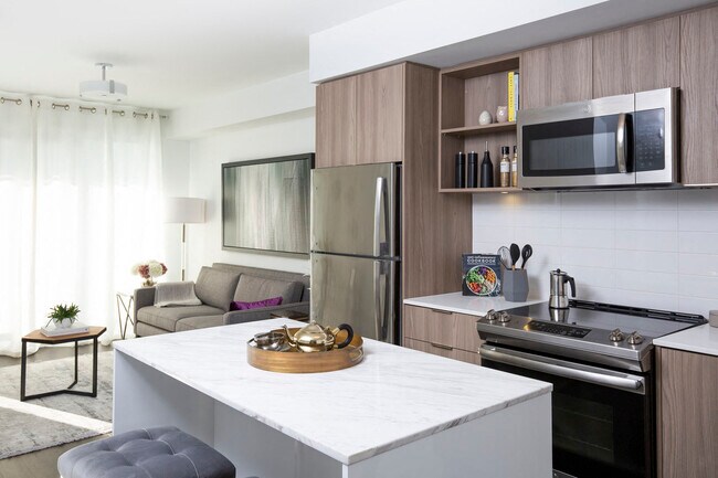 West22 in Toronto, ON - Building Photo - Building Photo