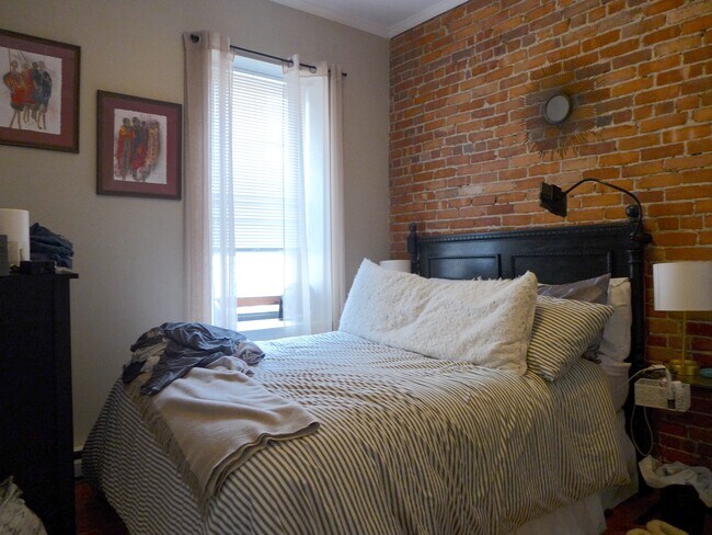 45 Saint Botolph St, Unit 5 in Boston, MA - Building Photo - Building Photo