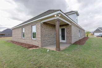 1229 McClain Dr in Prattville, AL - Building Photo - Building Photo