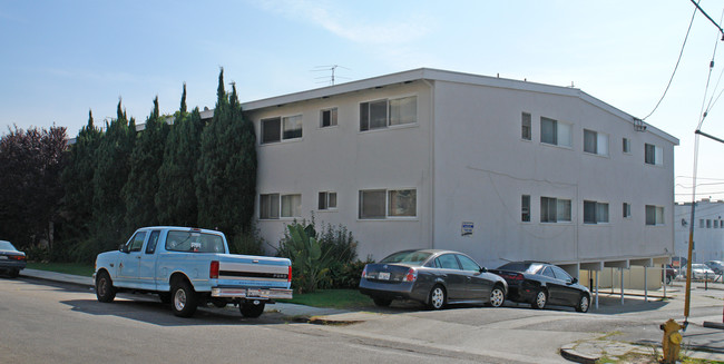 10416 Irene St in Los Angeles, CA - Building Photo - Building Photo