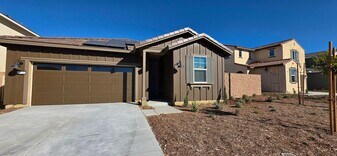 27216 Ukulele Cir in Menifee, CA - Building Photo