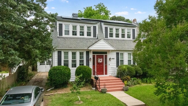 property at 1146 Rockbridge Ave