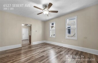 6527 Sebert Ave in Cleveland, OH - Foto de edificio - Building Photo