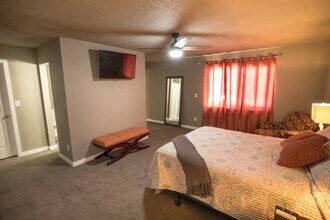3872 Constitution Ave in Colorado Springs, CO - Building Photo - Building Photo