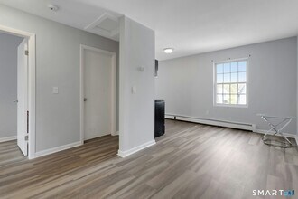 614 Earl Ave in Bridgeport, CT - Building Photo - Building Photo