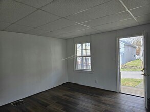 416 E Reynolds St in New Castle, PA - Foto de edificio - Building Photo