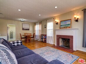 3316 W 78th St in Los Angeles, CA - Building Photo - Building Photo