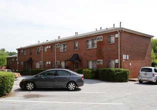 Greenwood Apartments in Atlanta, GA - Building Photo - Building Photo